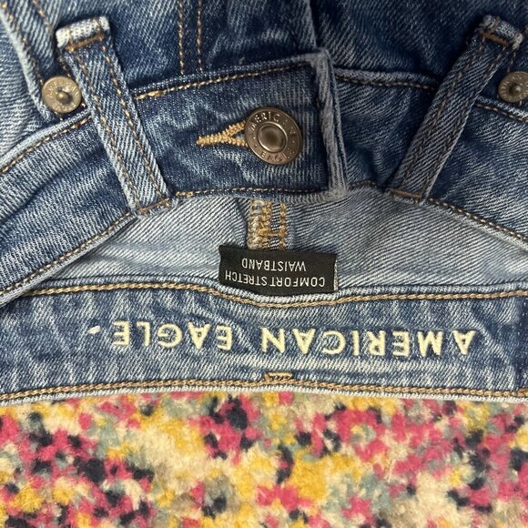 0524-22 American Eagle Jeans - Picture 2 of 4